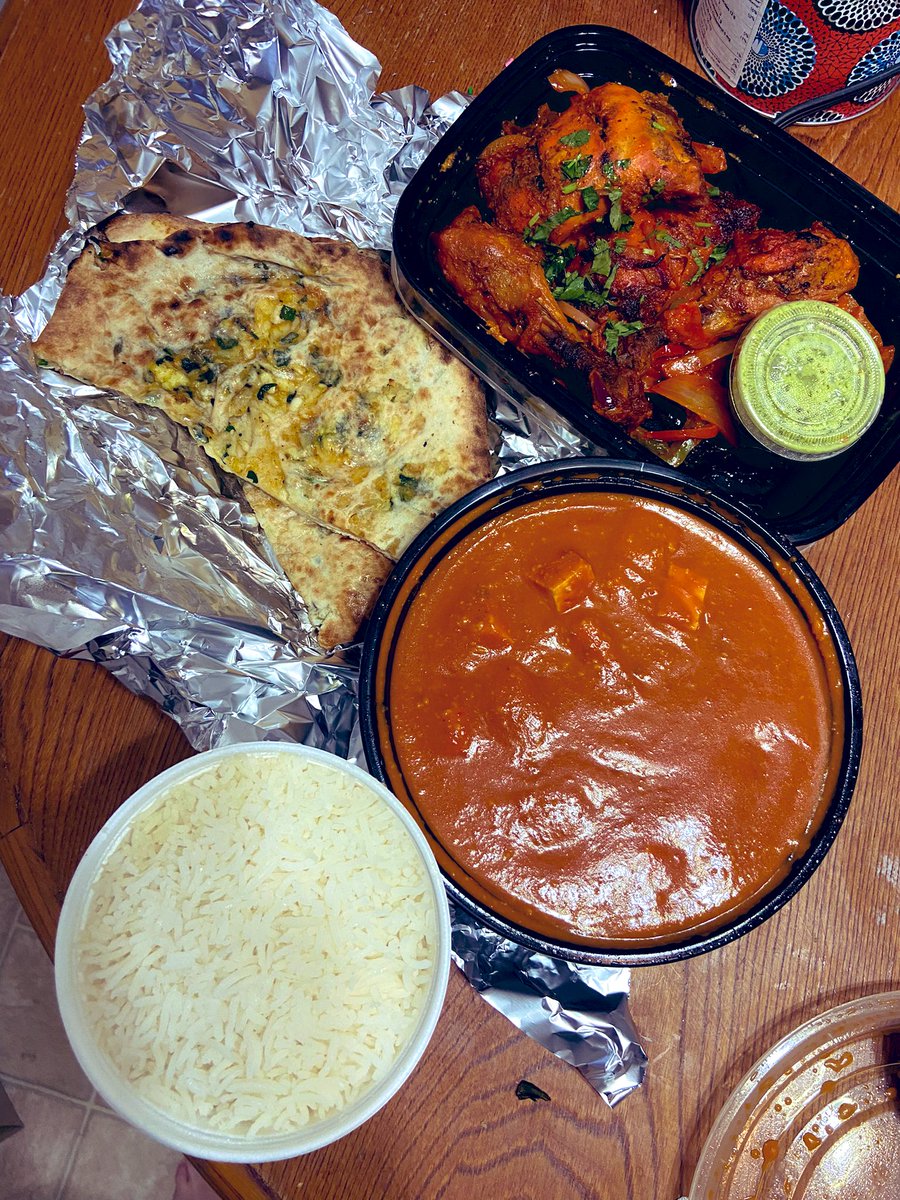 MizzzAlia's tweet photo. My early dinner tonight- so delicious! I finally tried PG’s new restaurant Karim Indian Cuisine. Spinach naan, Tandoori chicken and Butter paneer 🔥 🌶 10/10 #supportPG #cityofPG https://t.co/xHchDSYFoB