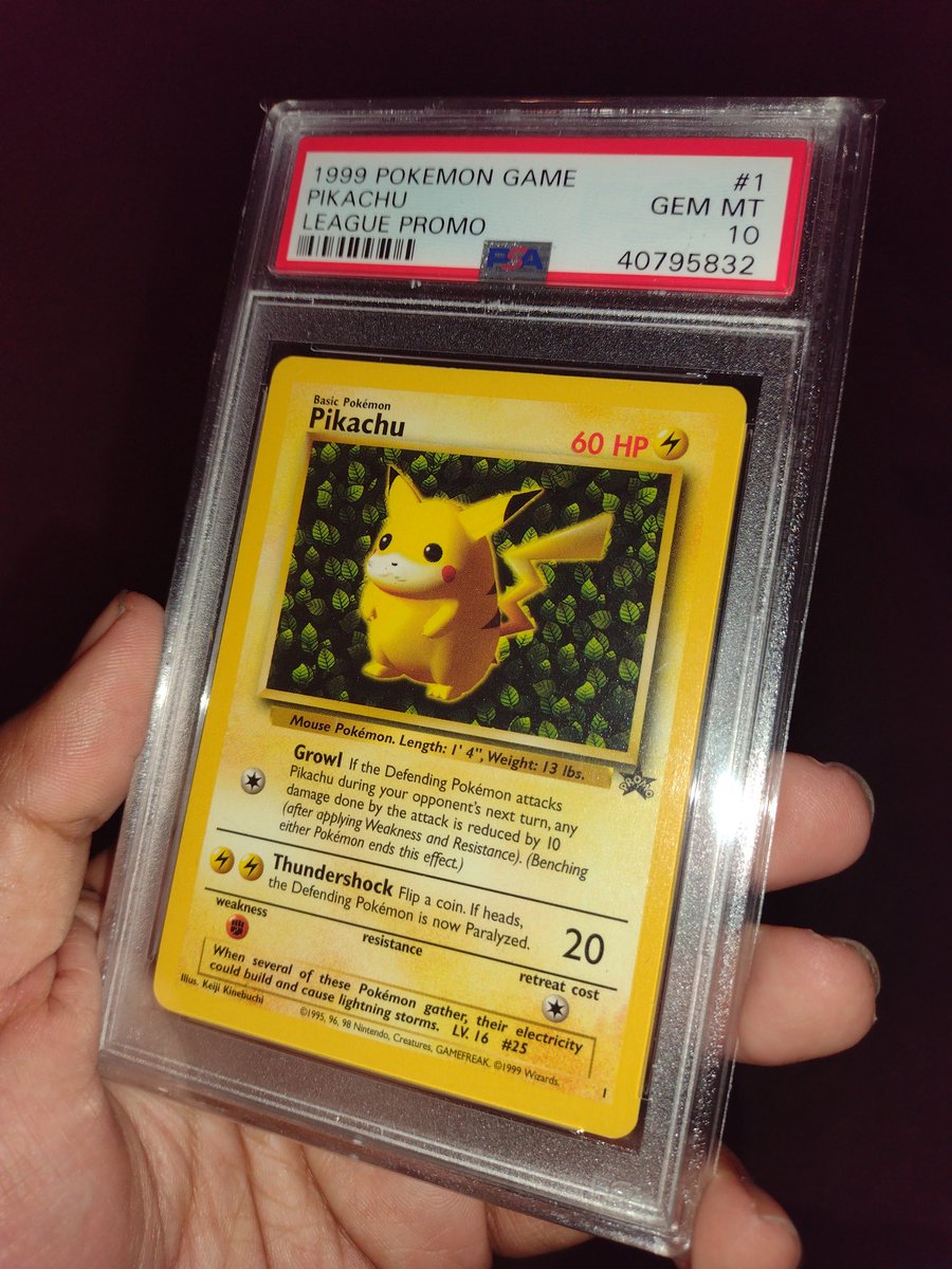 thetomcat_10's tweet photo. Such an iconic card for #mailday! Big thank you to @AlexHodges for Keiji KineBuchi's Ivy Pikachu black star promo. An awesome card from an iconic artist! Thanks Alex! 🤍💛🖤 #pokémon #pokemongiveaway #winning #pokemontcg #pokemoncommunity l #pikachu #ivypikachu #psa #gradedcards https://t.co/pXy2BY6OLf