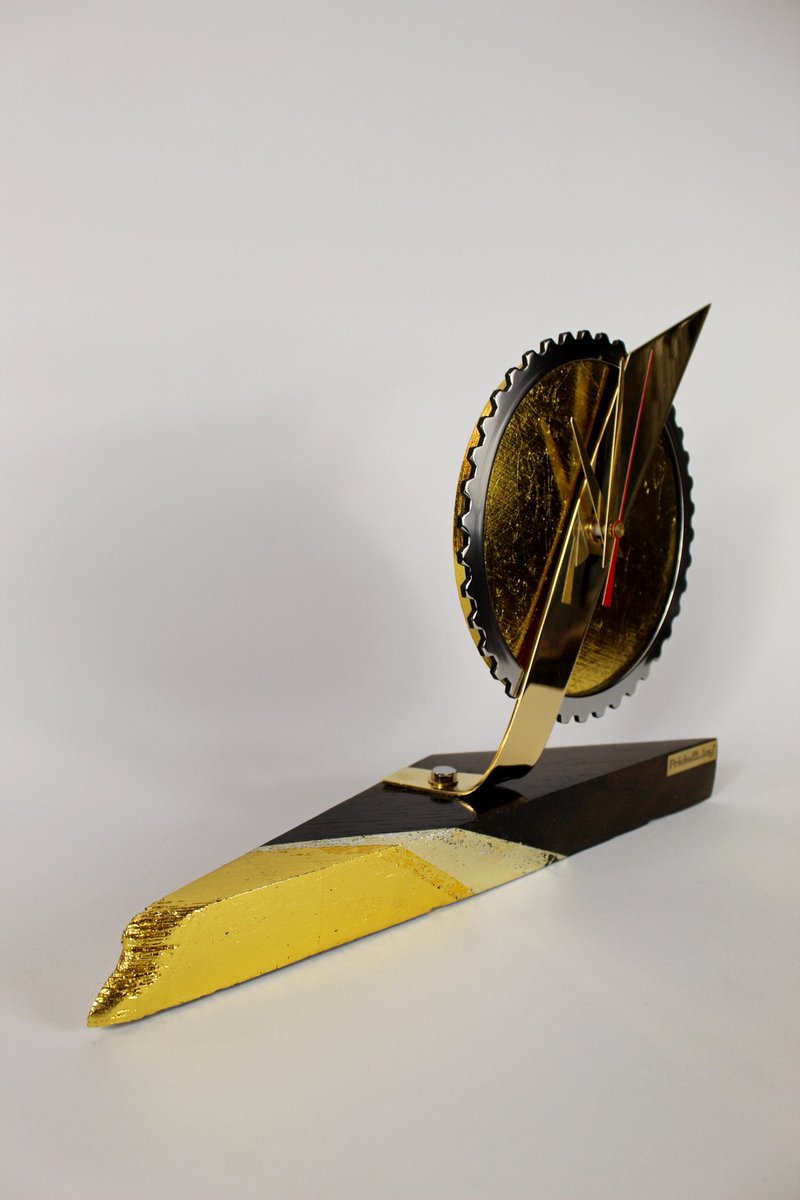 Ed_PrideAndJoy's tweet photo. Exclusive decorative table clock Pride&amp;Joy designed out of metal, car parts and bog oak (oak that has been buried in a peat bog for hundreds or sometimes thousands of years).
The clock is decorated by brass leaf. 
https://t.co/P3ubSpmuU8
#prideandjoy #interiordesign #clock https://t.co/bdEKZz6p6b