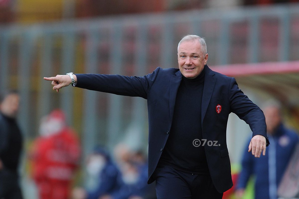 ACPerugiaCalcio's tweet photo. ๐๏ธ| SALA STAMPA
Mister #Alvini al termine di #PerugiaCremonese
https://t.co/yR5H1vedLs
#forzagrifo @Lega_B #SerieBKT #PERCRE https://t.co/b5AYzrSgCv
