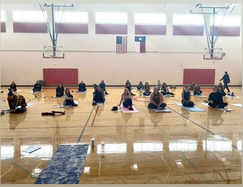 CHSCSSS's tweet photo. Ended the week with a training on understanding trauma &amp; the impact of Yoga on our nervous system—all facilitated by our very own Allie Middleton 🧘🏽‍♀️@DavissonDustin @ComalSSS https://t.co/4Q5XSaH3BR