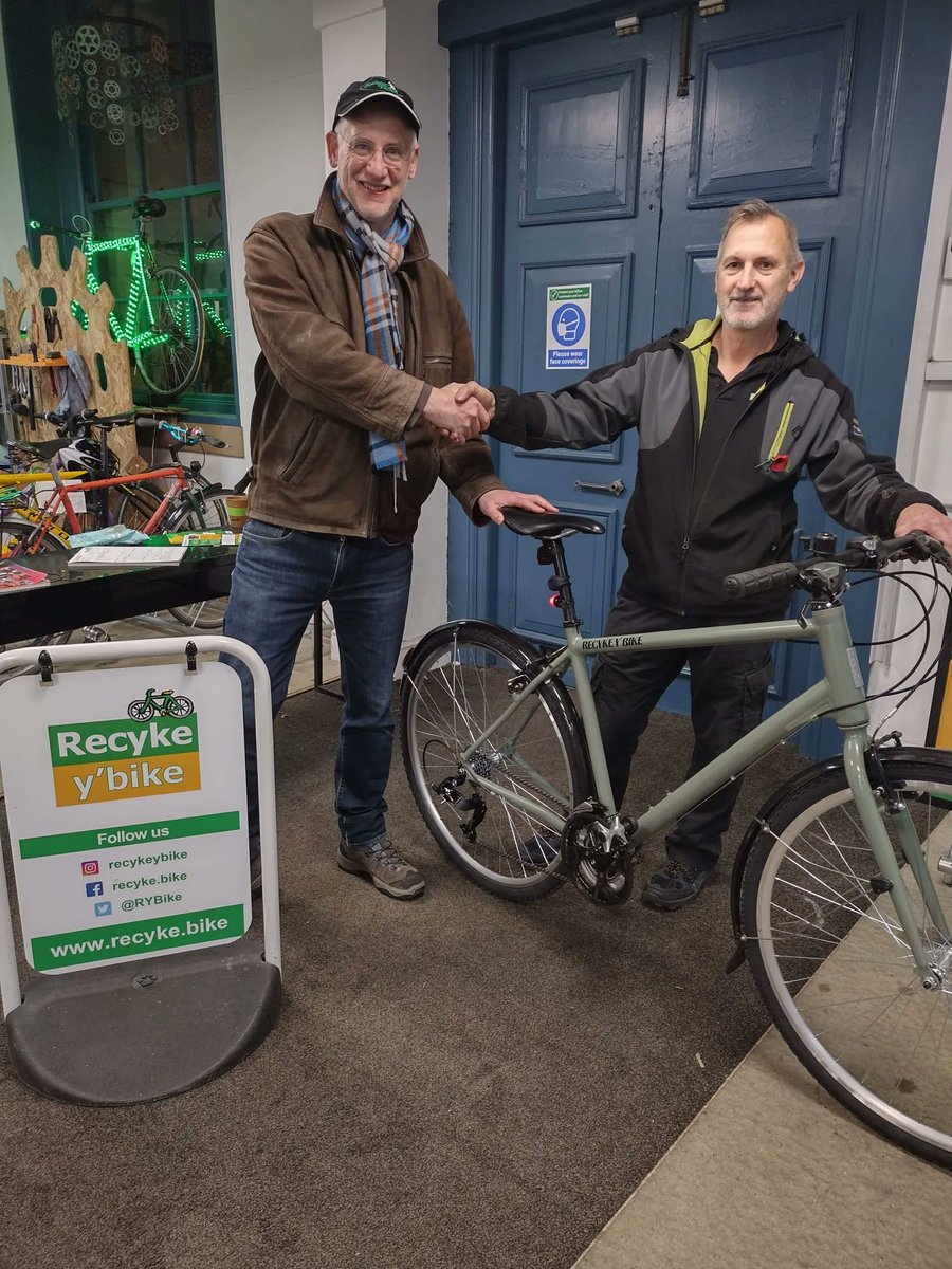 RYBike's tweet photo. Our Durham team sold their 3,000th refurbished bike today! Thanks to our wonderful bike donors and customers #recycling #cycling #reuse #reduce #recycle https://t.co/LdnnnLtx4X