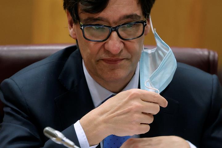 Lo que hacemos en las sombras tweet media