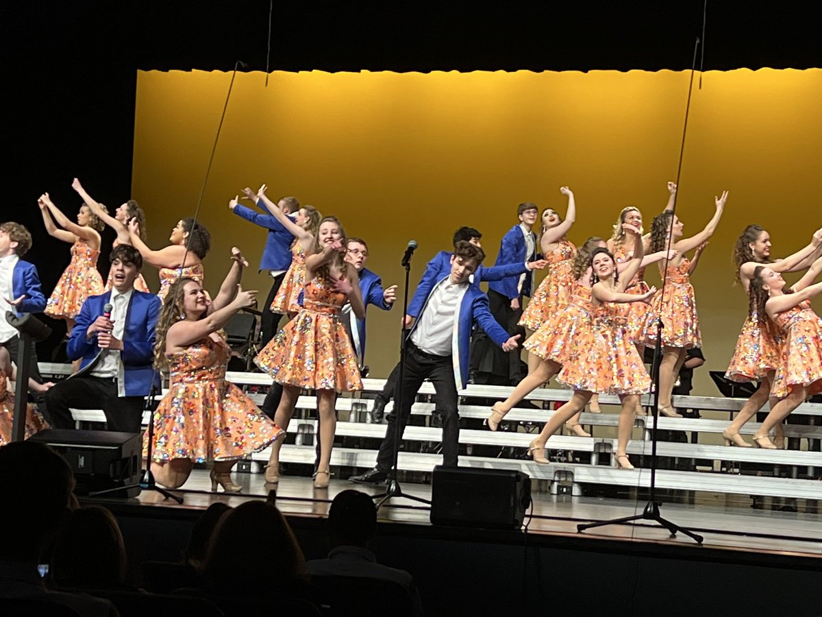 Wac_StarPower's tweet photo. Welcome to the stage Vintage 2022 from Neenah, WI! What a “Colorful” show you performed! We loved it and we love having you at Star Power!
@Neena_Vintage
#starpower2022
#ShowChoirSaturday https://t.co/jk2MfGO1iS