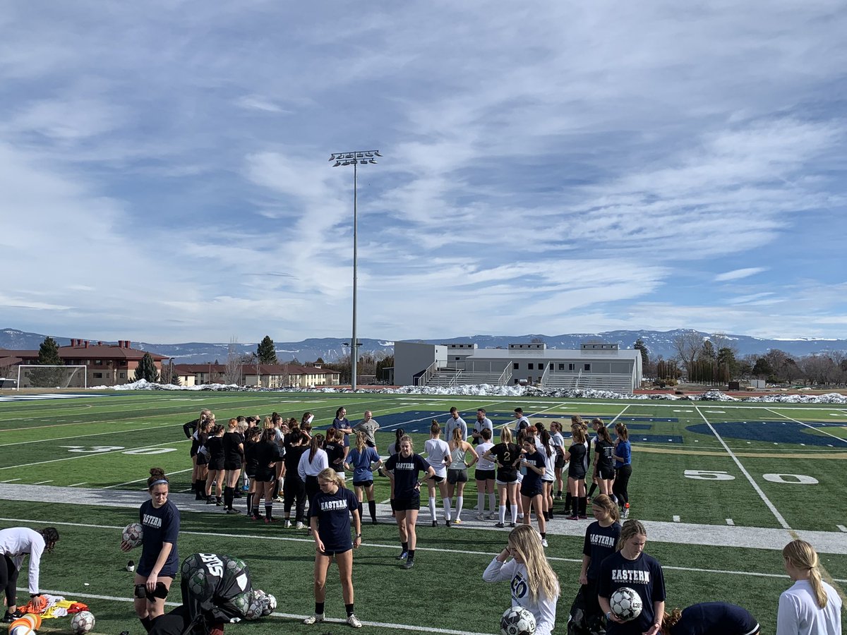 EOU_WSOC's tweet photo. Beautiful morning out on the turf! Had a wonderful first session of our ID camp, looking forward to more playing this afternoon! https://t.co/nm9Vtt1heR