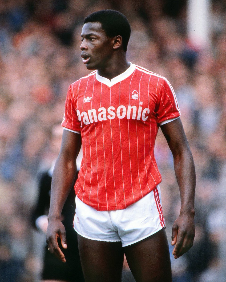 SiempreAlDiego's tweet photo. [HILO]

#UnDíaComoHoy de 1961 nacía en #Londres #JustinFashanu, el primer futbolista de cierto renombre en declarar abiertamente que era homosexual. Por eso hoy se conmemora el Día Internacional contra la Homofobia y la Transfobia en el fútbol.

#FutbolSinHomofobia https://t.co/uvA0K0gfJm