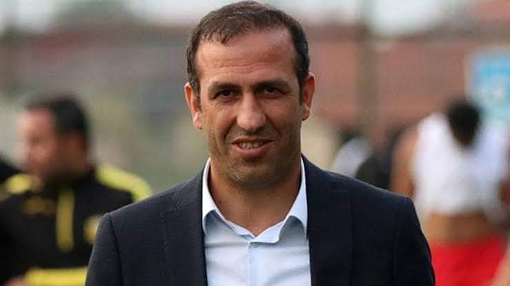 #Bir insan ancak bukadar utanmaz bukadar yüzsüz olur.Koskoca şehiri futboldan soğuttun düş yakamızdan artık düşseni ALLAH a haval ediyoruz Adil Gevrek #