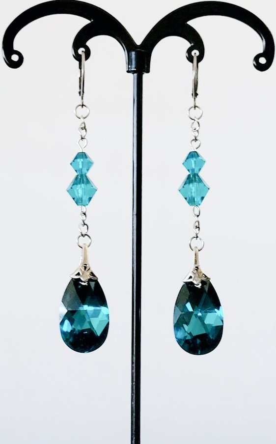 cloudymayrain's tweet image. Vivy, Tome of Knowledge, Calcifer (Drowned)