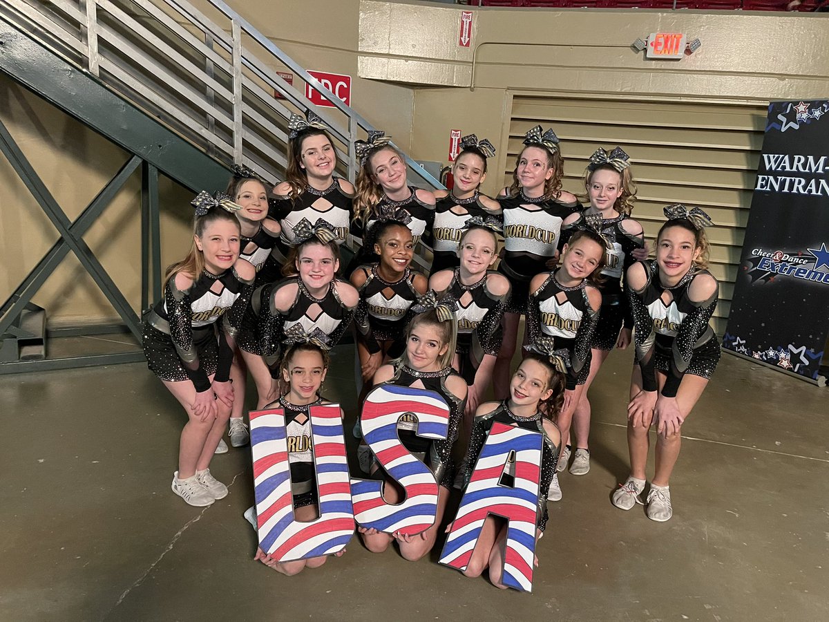 wcstratosphere's tweet photo. Revolution starting off the day!!🖤💛 #ExcitedToBeWC #MarylandMadness #WCLancaster https://t.co/c4Cv3jy9b4