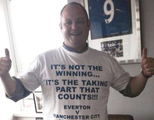 Imagine this being this pathetic and the funny thing is there’s loads of them that agree with this nugget even sat in the position they are in!