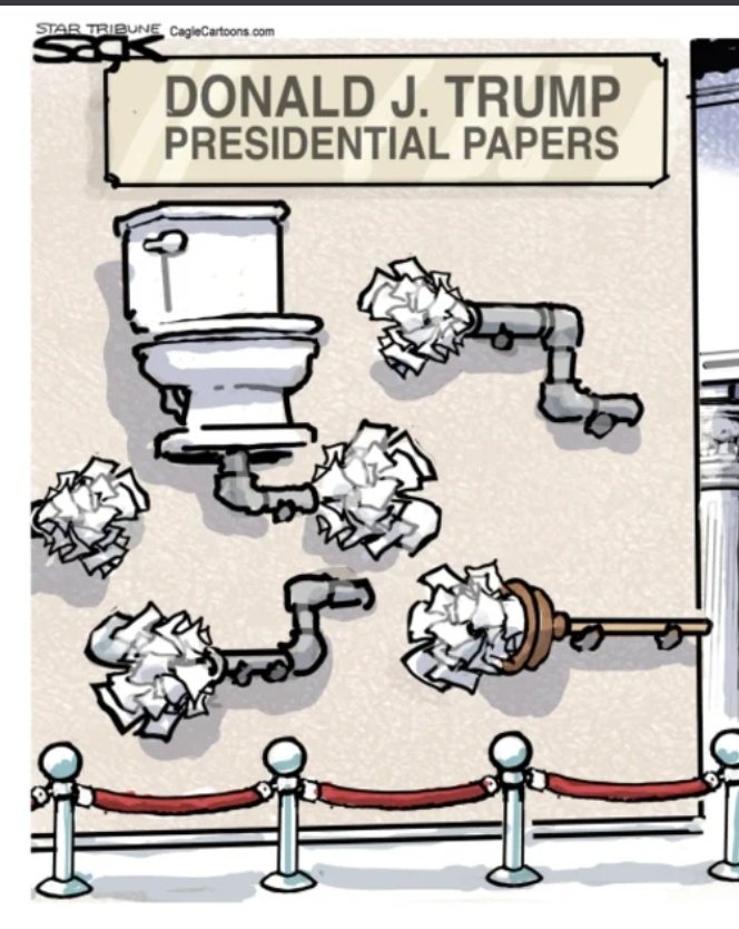 AlexButterfly01's tweet image. This is as close as we&apos;ll ever get to a Trump Library 😂🤣😅
#TrumpIsALaughingStock 
#TrumpPapers
#TrumpLibrary