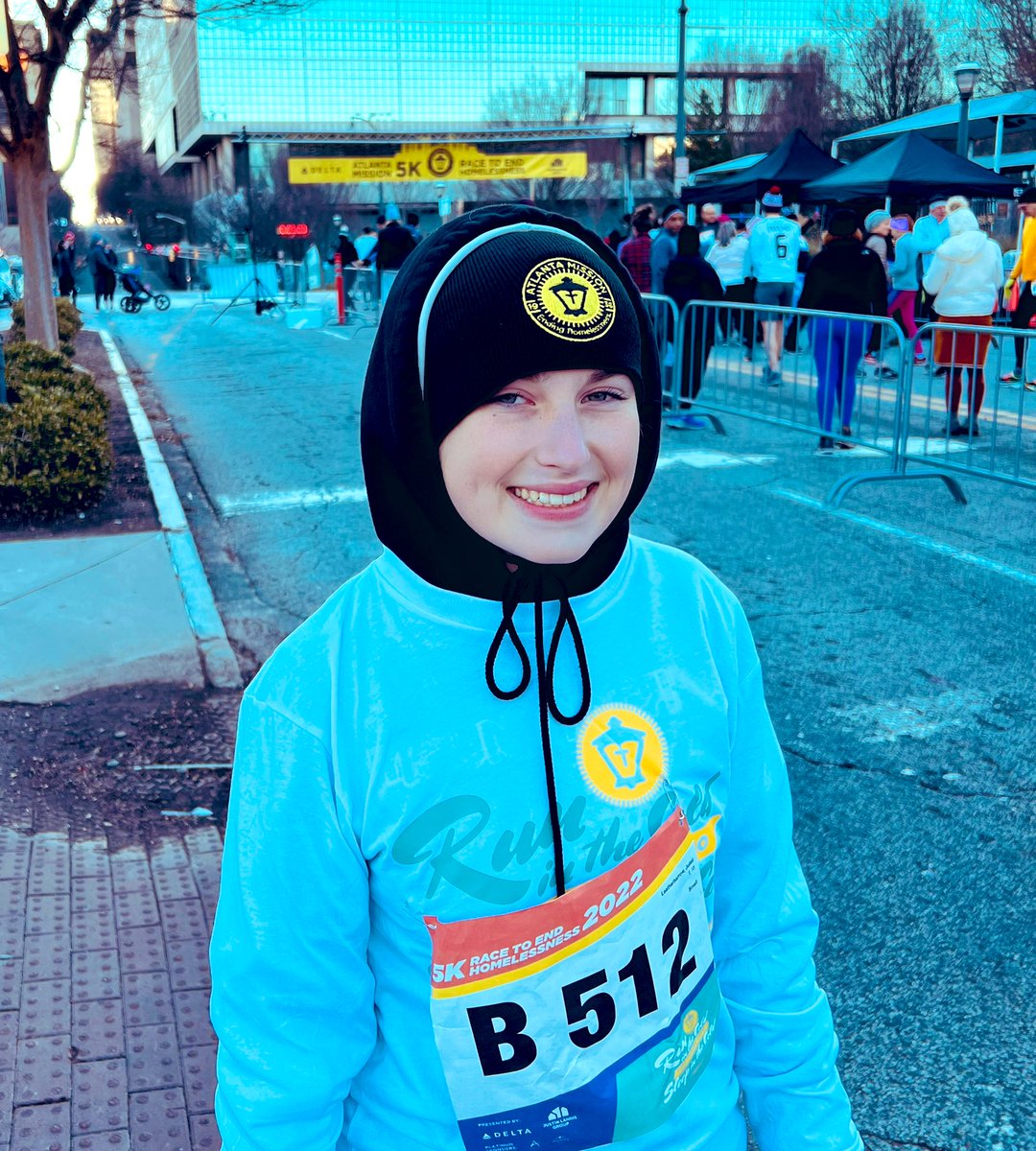 EmLeatherbarrow's tweet photo. Today, we hosted another incredible @ATLmission 5k!!! Raised over $375,000 to transform the lives of those facing homelessness! 💛 Praise God!! #ATLMission5k #RunInTheCold https://t.co/QCpwURCEki