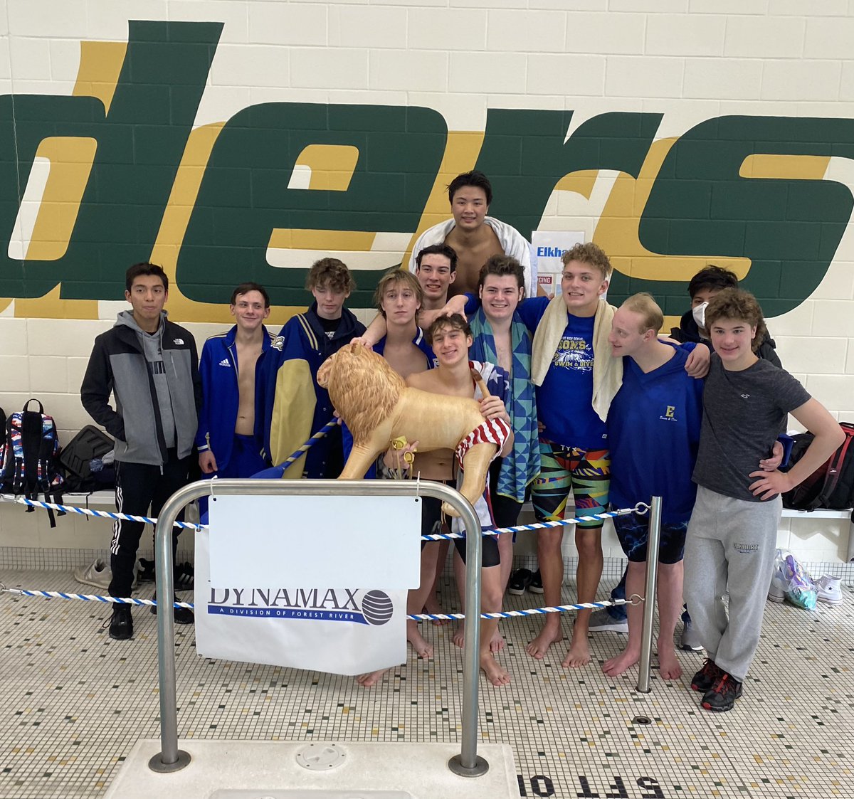 5th place team finish!! Congratulations!💙💛💦