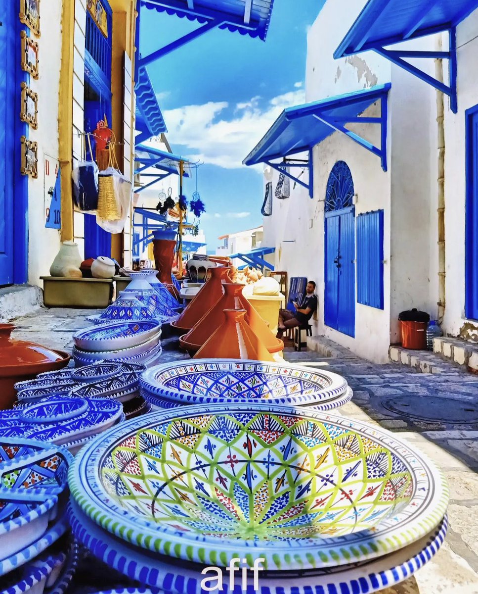 tunpost's tweet photo. mood Sousse, https://t.co/D9CzT49NWr
