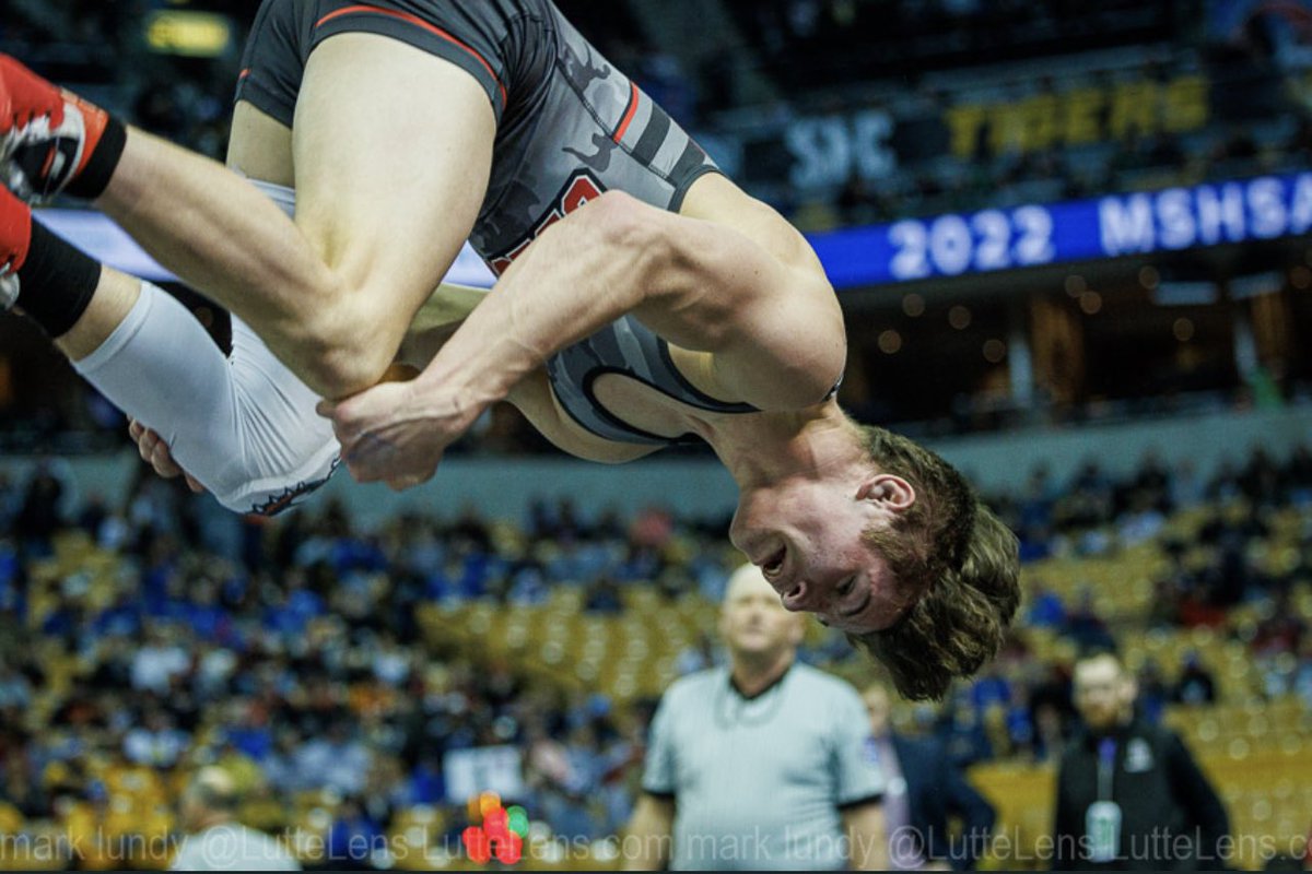 OdessaWrestling's tweet photo. Shon Badder flying high at the 2022 State Wrestling after pinning P Hill for 3rd place! @OHS_Activities @odessar7_stuco https://t.co/fXhD2592xf