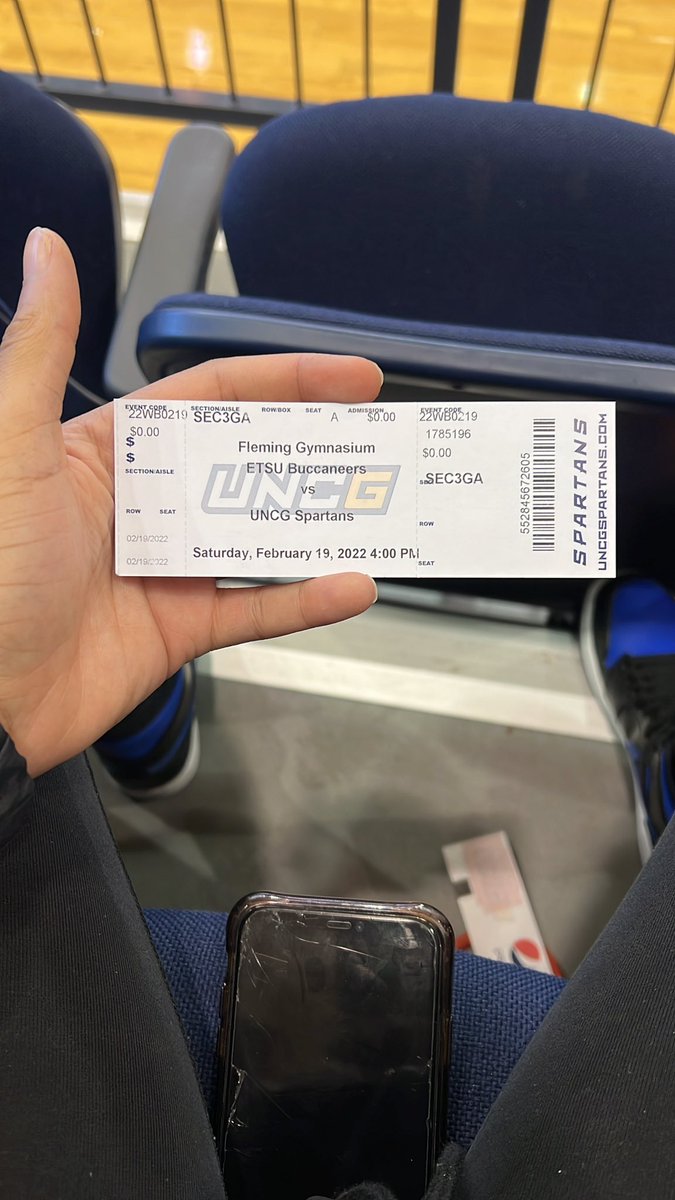Showing love to UNCG WBB #spartans 💛💙 <a href="/uncgwbb/">UNCG WBB</a>