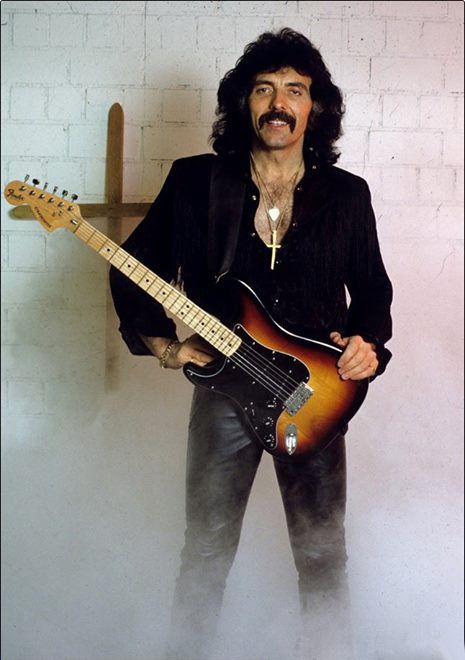 Happy birthday to the king, and my all-time favorite, Tony Iommi! 