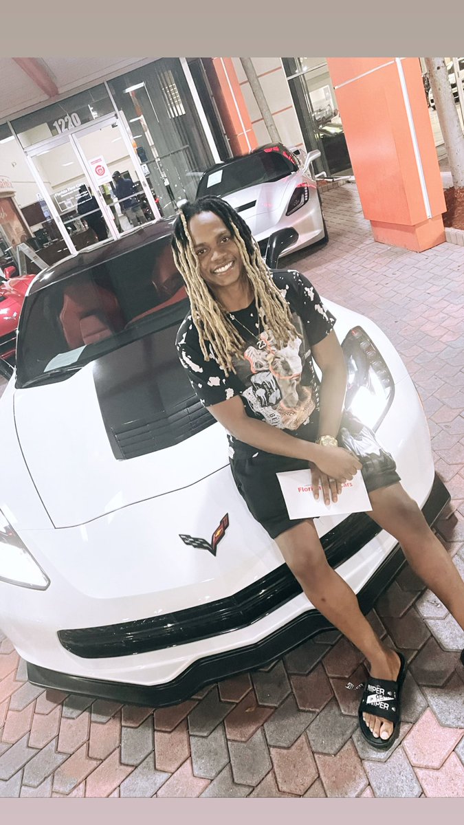 ShawnGuerrier's tweet photo. BUSINESS CREDIT > Personal Credit > cash https://t.co/OI3p3ugMLN