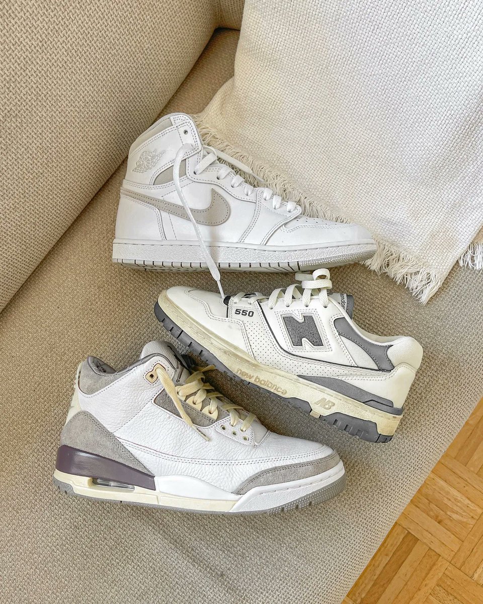 SneakerNews's tweet image. If you were forced to wear one shoe for the rest of your life, would you rather it be the AJ1, New Balance 550, or the AJ3? 🤔 
(via carlkho_/IG)