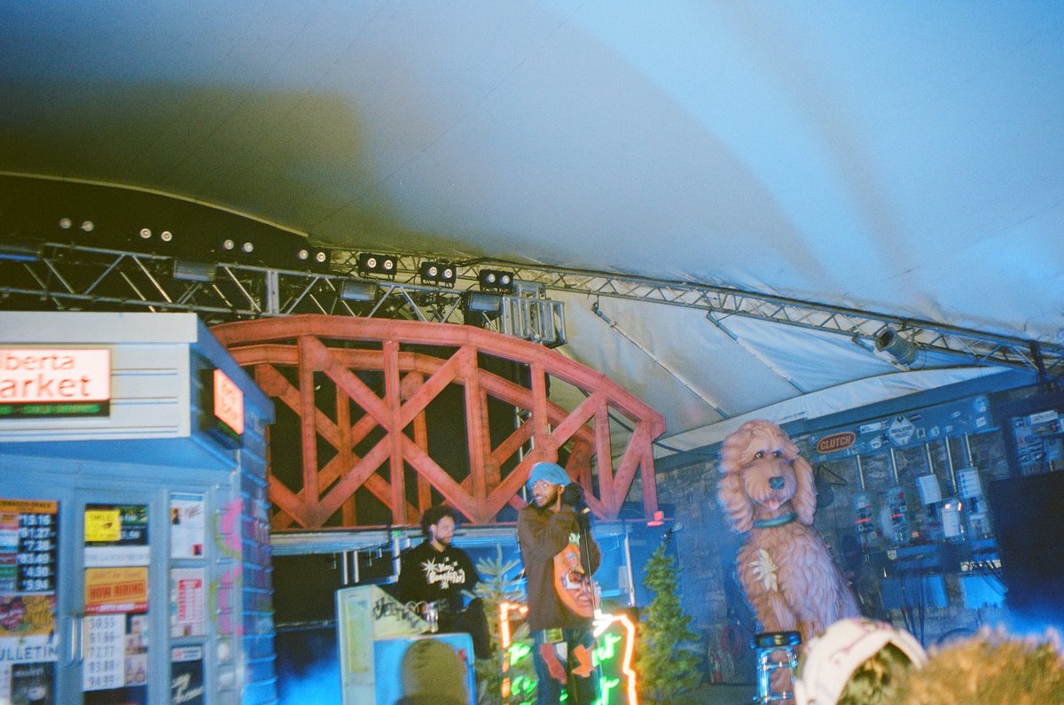 OmarJmoose's tweet photo. #TheBestTourEver w/ @heyamine concert @StubbsAustin https://t.co/2jTkAwC5bs