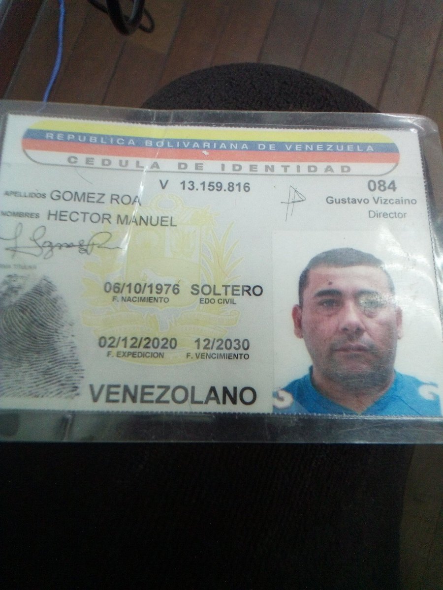 Hoy me encontré TODOS los documentos de este señor incluyendo su tarjeta de vacunación pido por favor retwittear para entregárselos gracias!