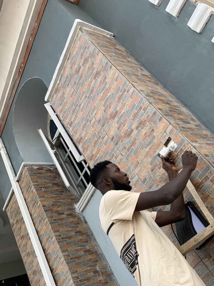 1Henry😎 tweet media