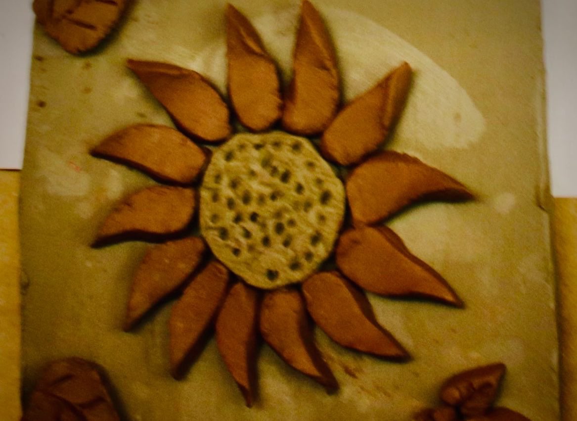culturebridgeuk's tweet photo. Thank you Malcolm & Britta from the Claytime Stockport for sharing your talents with us.
We had a wonderful time together learning about clay creativities, techniques & designs.
#Letsgetinspired #LetsConnect #LetsLearnToBuildLifeTogether https://t.co/D1Soj0ylQk