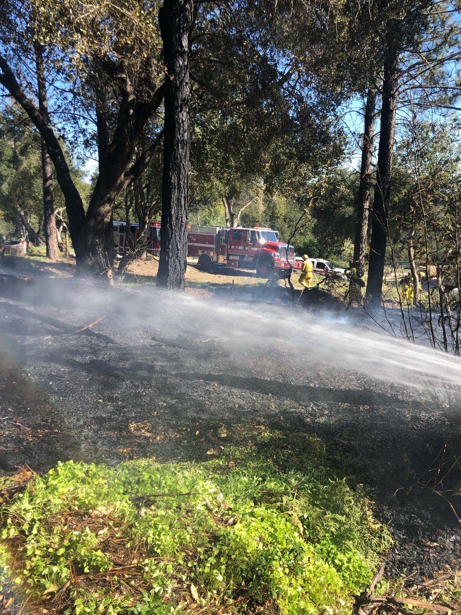 CALFIRECZU's tweet photo. UPDATE: Here is the view from the ground near West Drive, Lompico. CAL FIRE, Zayante Fire responded. The cause is under investigation. Firefighters will be on scene for another estimated 2 hours. #CaWx #California https://t.co/fWTlXSNcSS
