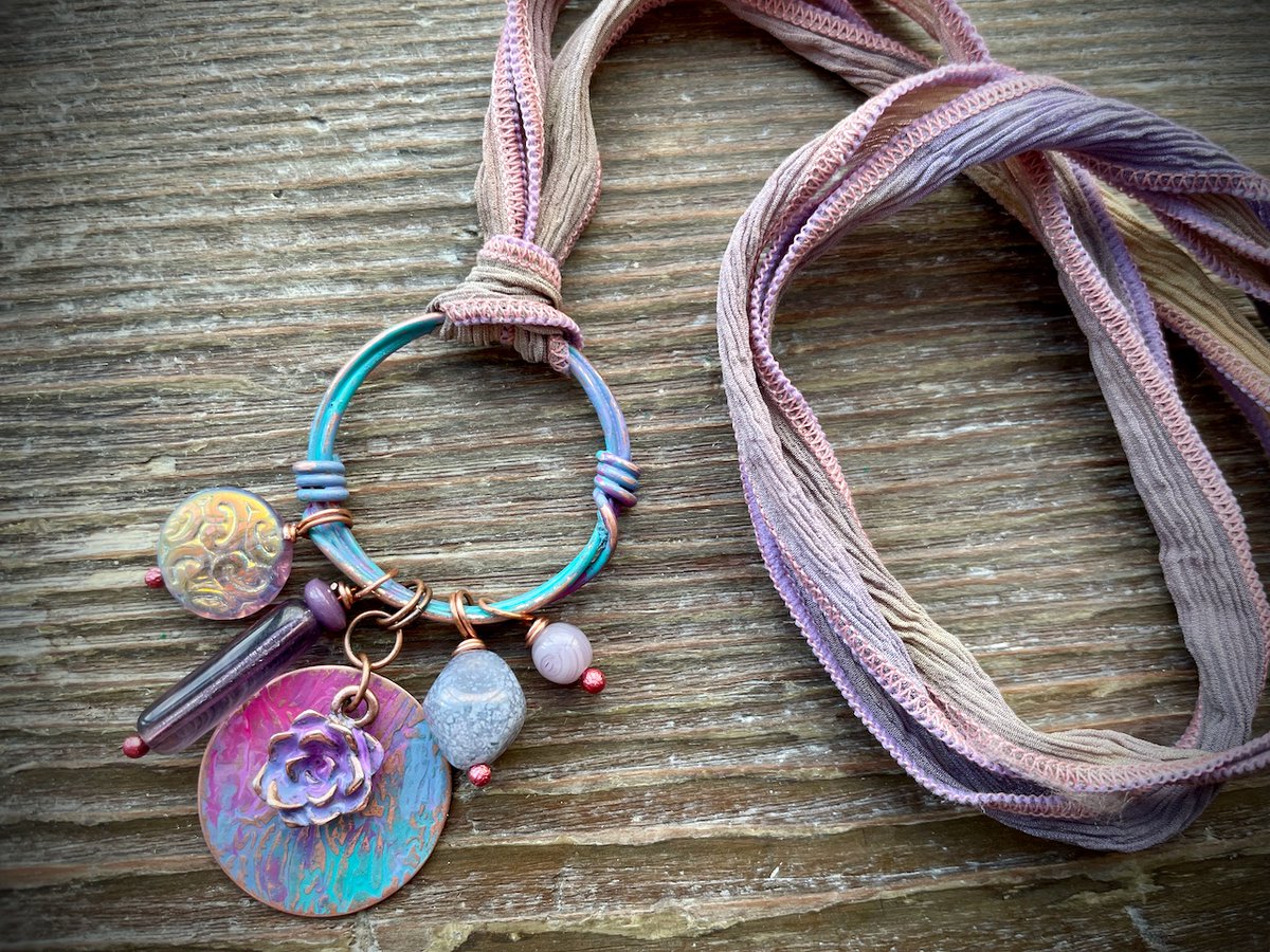 AllegoryGallery's tweet photo. We loved presenting for you during #thegreatbeadextravaganza today! @ArdentTie has been busy making some extra samples today using techniques we showed/discussed in our presentation. Check them all out! 

#jewelrymaking #allegorygallery #jewelrydesign https://t.co/lJog7iVUOY