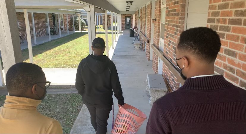 ProtectVillage's tweet photo. Thank you forever for coming out to Protect The Village’s Senior Citizens Care Packages Drop Off. Impacting the lives of those around us to build a stronger connection. 💜🌳 https://t.co/YMVwCVUgU7