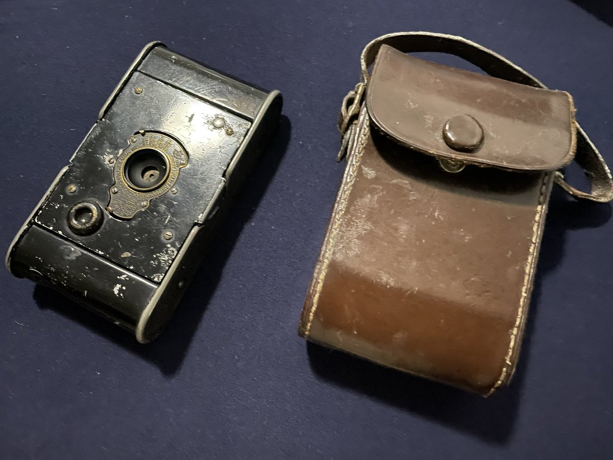 TheRealVonHorst's tweet photo. Loading film into this primitive and tiny 107 year old camera was definitely a bit more involved and stressful than inserting a memory card into a more modern device! #VestPocketKodak #127Film #FilmNotDead #AnalogIsNotDead #photography https://t.co/3PXuQmomJo