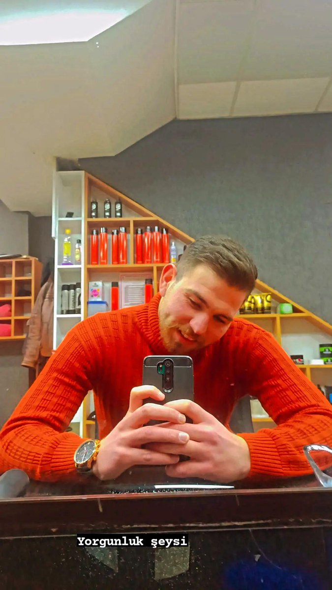 Biz yaralı kuşlar sevedik hepsi iyilestikce uçup gittiler ...