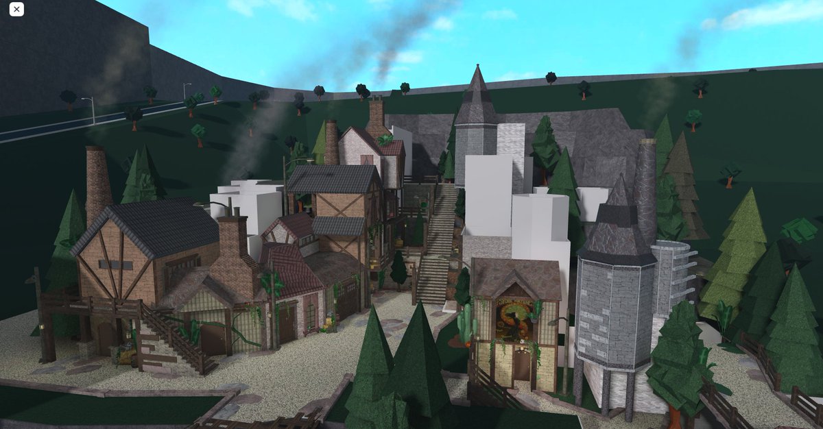 somthing i started a few weeks ago inspired by <a href="/GreekAmphora/">rustypluviam🏺🏛️</a> 's medieval french city square. still needs big improvements, i have alot of plans for this one :D #bloxburgbuilds #bloxburg