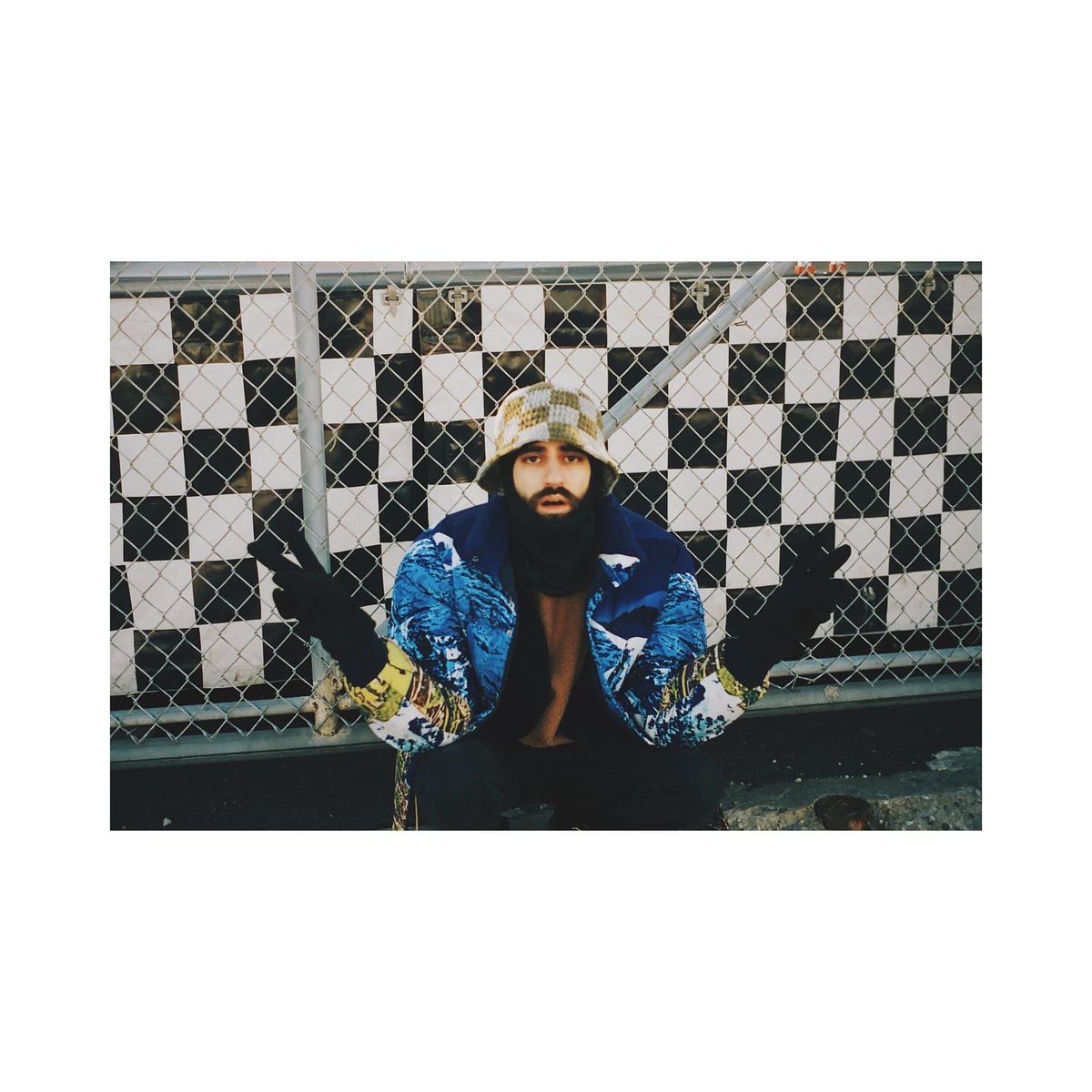 bail__bonds's tweet photo. 🏁👁‍🗨🏁 https://t.co/lmD9mhU9ie
