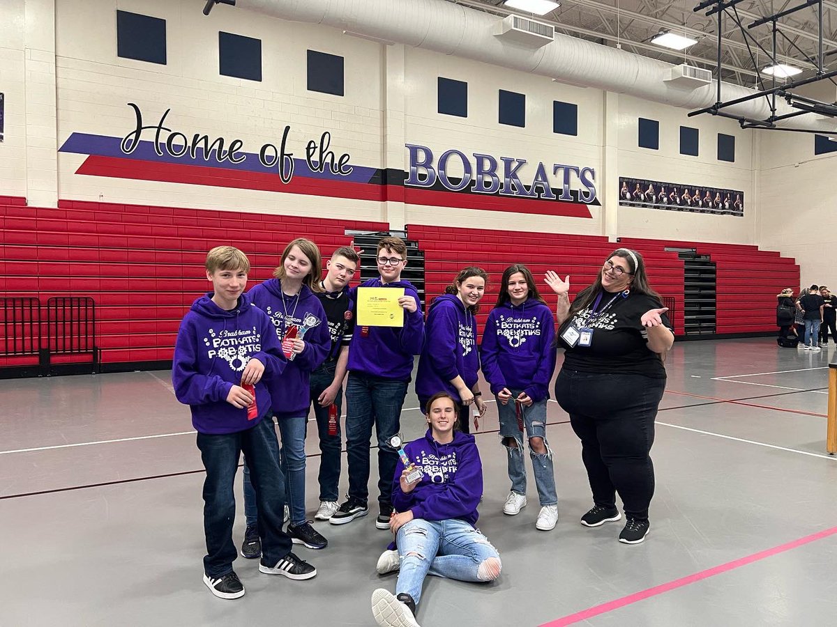WildkatRobotiks's tweet photo. Proud of the @brabhambotkats who got 1st in Robot Game and 1st Robot Design and are advancing to Regionals!!!! @first_lego_league #cargoconnect @willisisd @WISDBrabham https://t.co/91jHvPb098