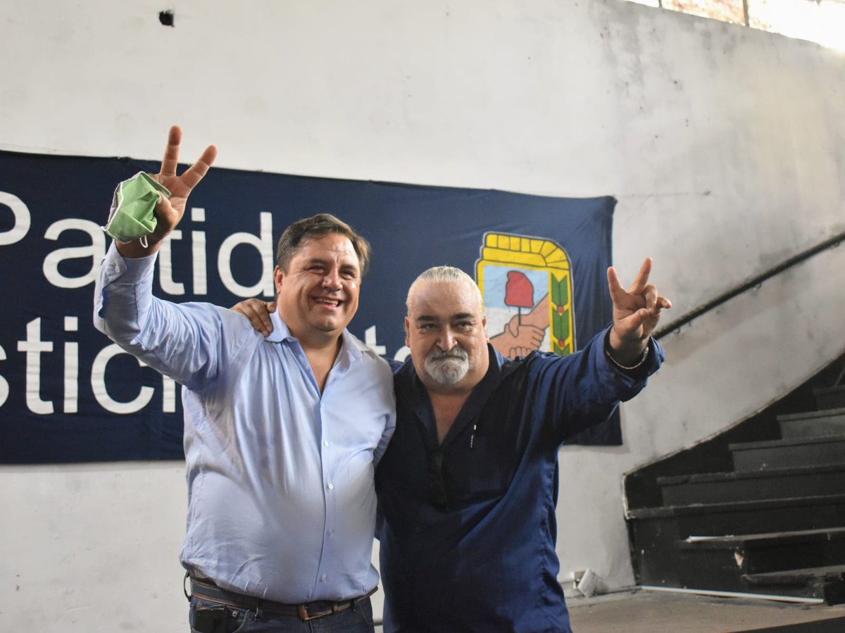 ManinoIriart's tweet photo. Hoy presentamos nuestra lista con @Rapajuan. Queremos un PJ abierto, con todos los sectores representados. Forman parte compañeras y compañeros con mucha experiencia, también jóvenes, emprendedores y referentes barriales y gremiales.✌ https://t.co/swFONFY1mw
