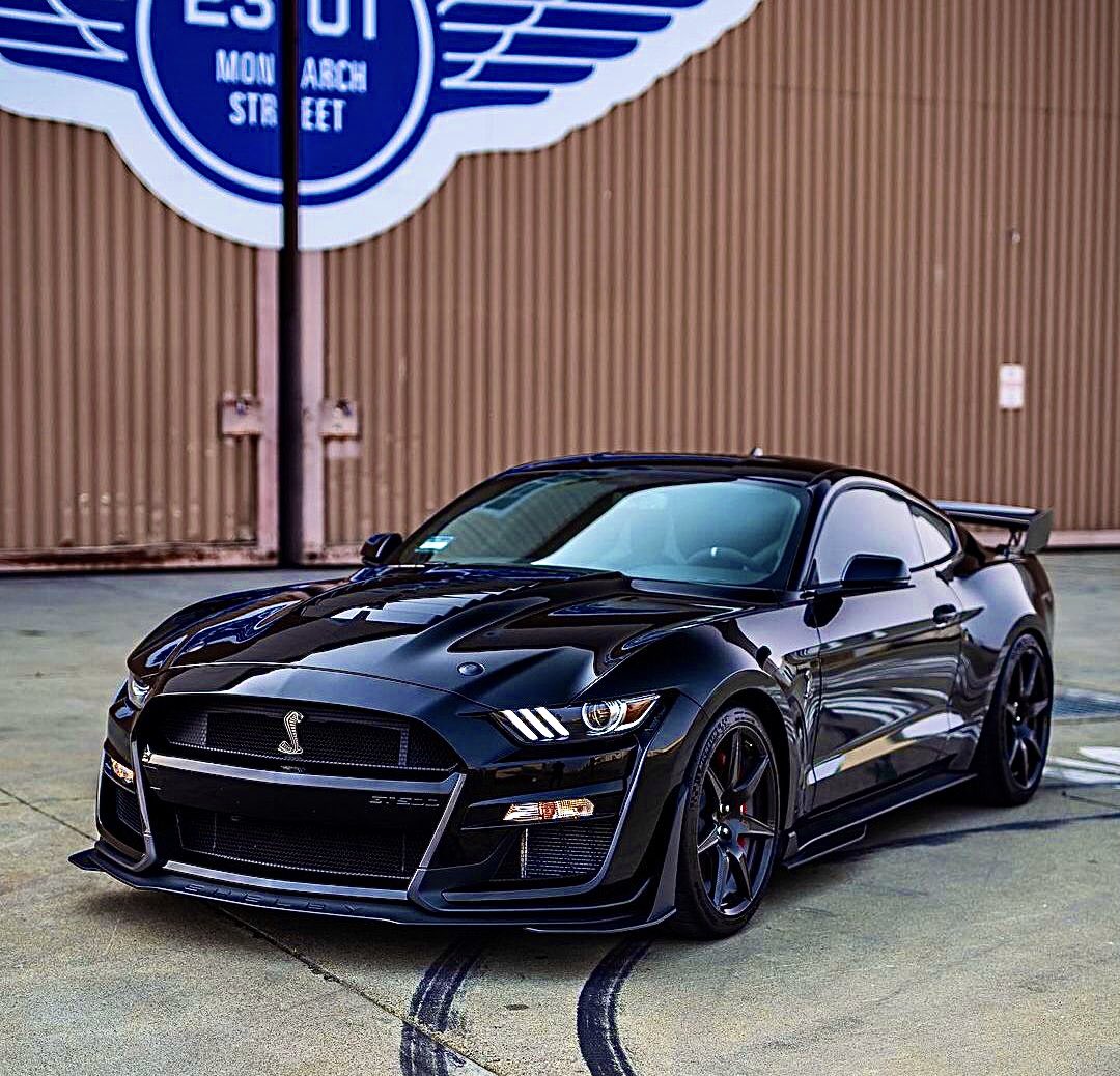 shelby cobra mustang gt500 black