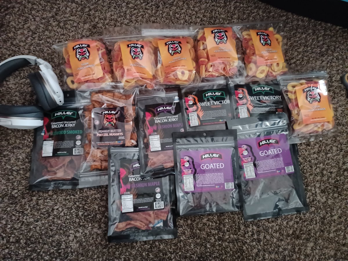 Glasgow420John's tweet photo. First box came in just waiting on the mystery box to show Up! Well worth the money put down!
@KillerJerkyCo
#BESTJERKY
#GAMERSNACK https://t.co/SAptGJ3Api