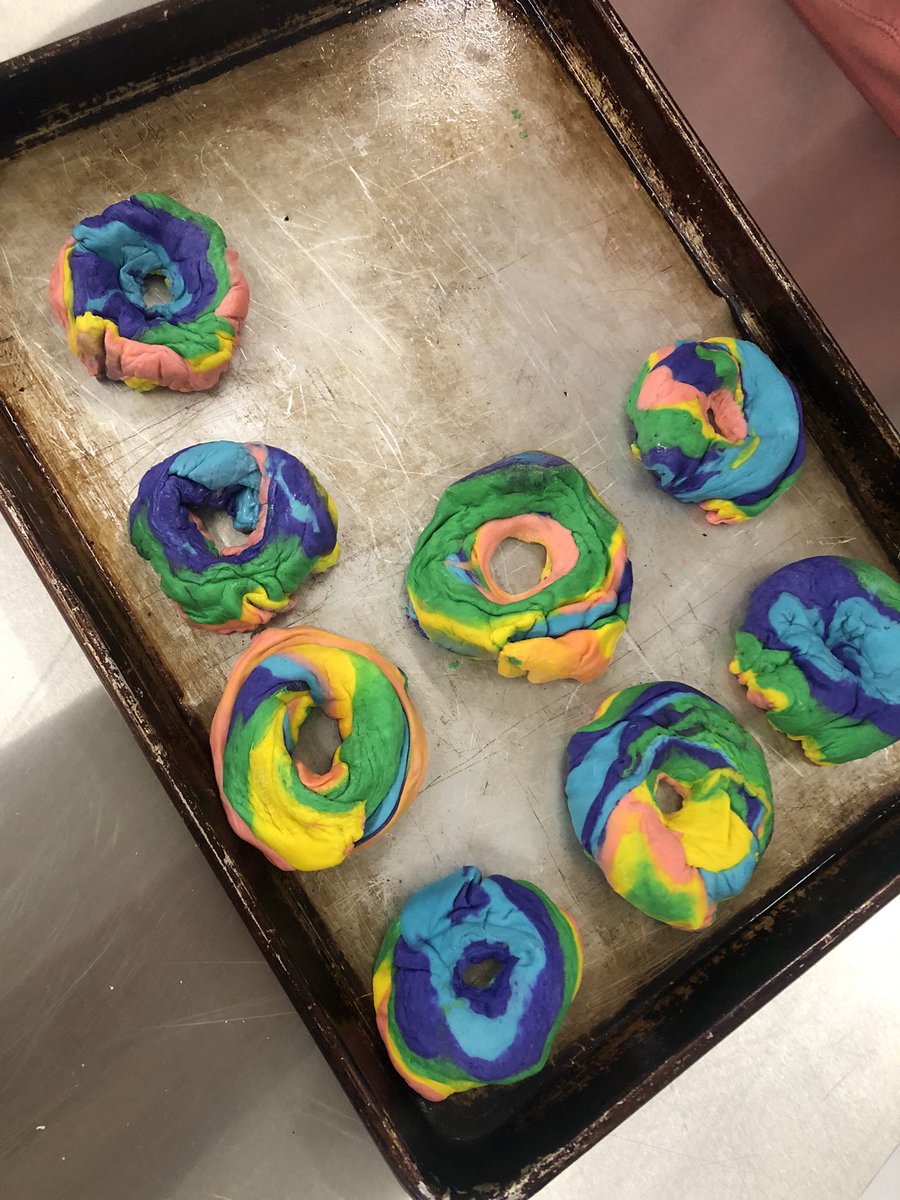CassidyBreer's tweet photo. Lots going on in the culinary pathway this week. Cheesy Gordita Crunch, Breakfast Braids, Rainbow Bagels, and measuring experiment with cookies! #TritonFACS #WeAreTriton https://t.co/94YKE7uyb5