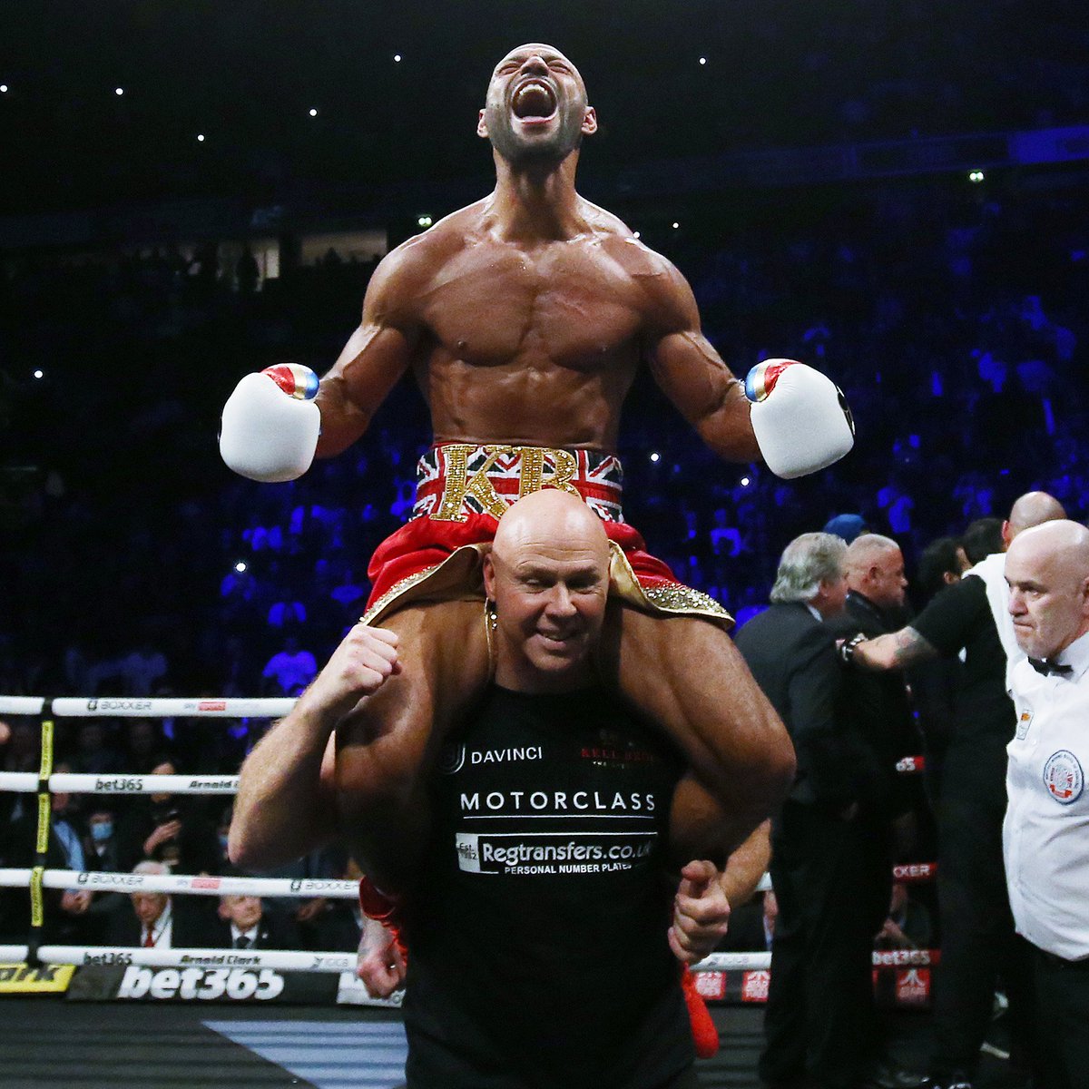 bet365's tweet photo. 👊 A decade in the making.

📸 Just look what it means to Kell Brook.

#KhanBrook https://t.co/0qi75OCYp3