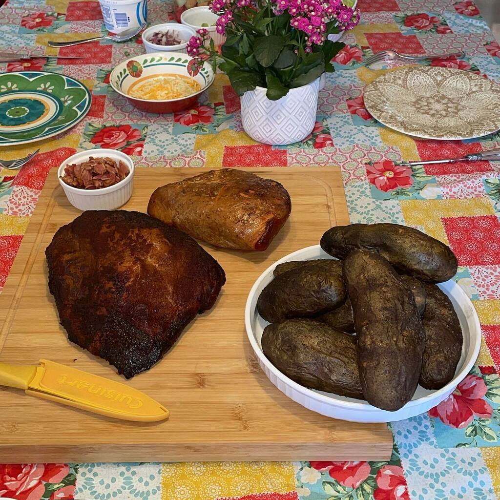 jottley's tweet photo. When the girls are away the boys will smoke….turkey breast, ham, bacon, potatoes. 🤤😋 https://t.co/EchaosLYZP https://t.co/SHGn0FeZXm