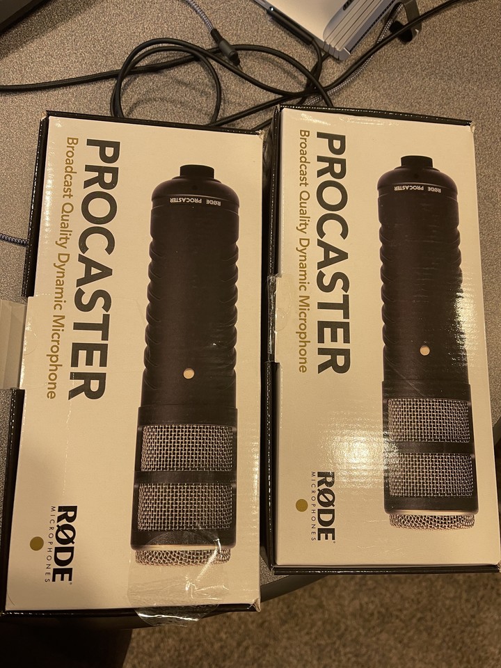 MovieMoshPit's tweet photo. Recording more episodes of the podcast tonight. Changing things up and using the #rode #procaster mics with the #podcaster. I haven’t done a gear review in a while on #gearzombie maybe I should do these? #podcast https://t.co/DzFE6hSYvf