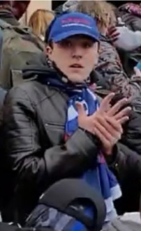 FBI's tweet photo. The #FBI needs you to help us identify individuals who allegedly assaulted law enforcement personnel at the U.S. Capitol on January 6, 2021. Do you recognize this man? Call 1-800-225-5324 or visit https://t.co/iL7sD5efWD to submit a tip. Refer to photo 515 in your tip. https://t.co/1BAl841Gtu