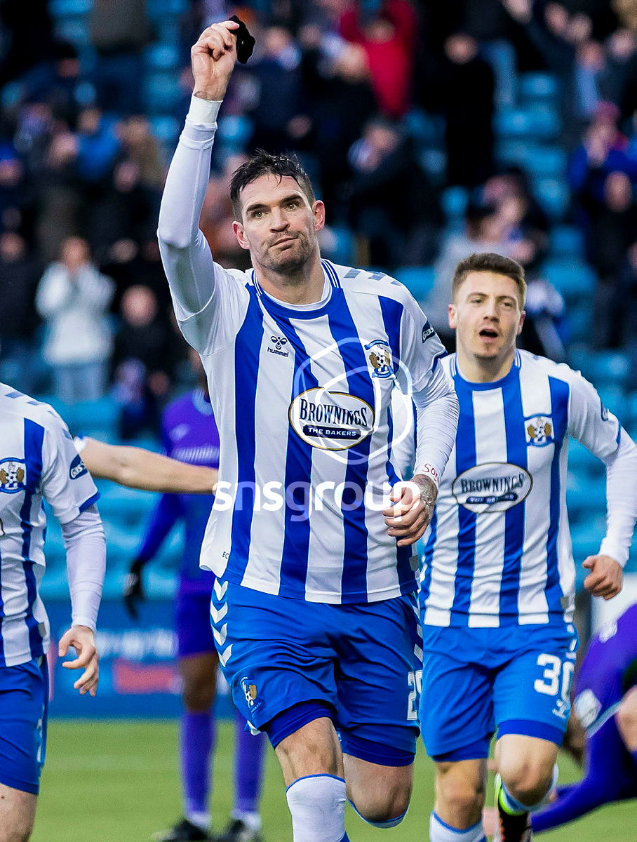 snsgroup's tweet photo. Kyle Lafferty pays tribute to Killie fan Colin McCue who sadly passed away after the Ayrshire Derby on Wednesday night.
#cinchChampionship | @KilmarnockFC https://t.co/GP40b1mr9u