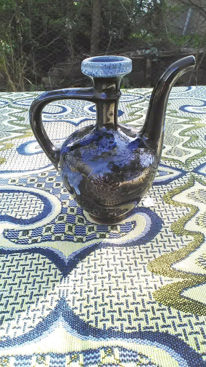 DSingirova's tweet photo. Excited to share the latest addition to my #etsy shop: Vintage ceramic jug Ceramic blue jug Small jug https://t.co/e1kAbVUJeF #blue #vintagejug #ceramicjug #bluejug #smalljug #ceramic #singirovaschest https://t.co/d46q2tus2n