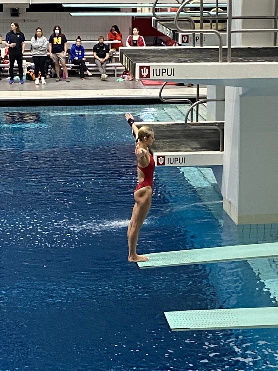 Mia Prusiecki = Diving STATE CHAMP!!!!! We are so proud of you!