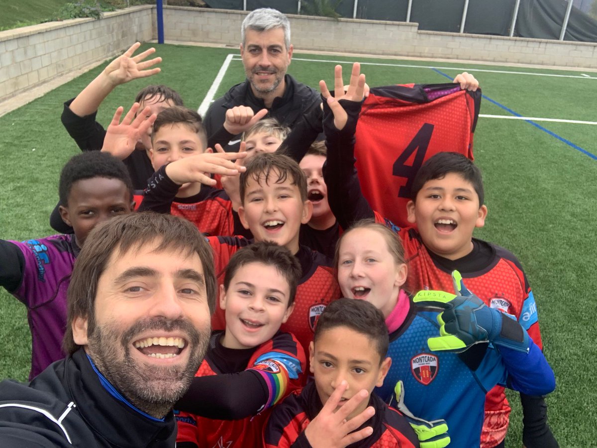 ⚽ Partidazo del Alevín "E", que ha ganado por 4-0 al Cerdanyola. 

#orgullodeMontcada