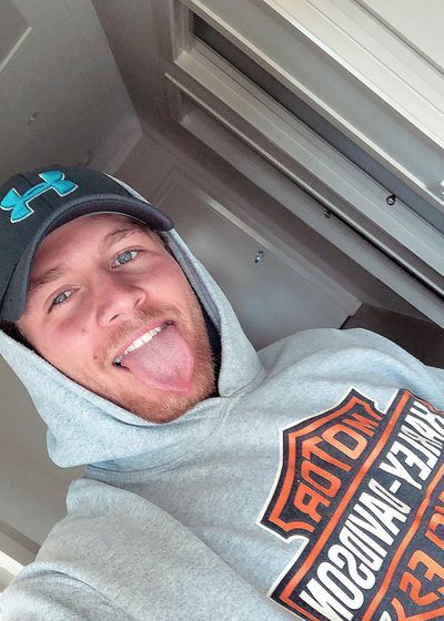 "Screw it, let's ride."

• Known as Nicci
• Son of the Harley-Davidson heiress Sacha Harley and Jackson Teller {unaware}
• SGT at Arms for the Nevada chapter 
• DMs open to plot/OOC chat

If your gonna do it… do it on a Harley!

RTs are appreciated!