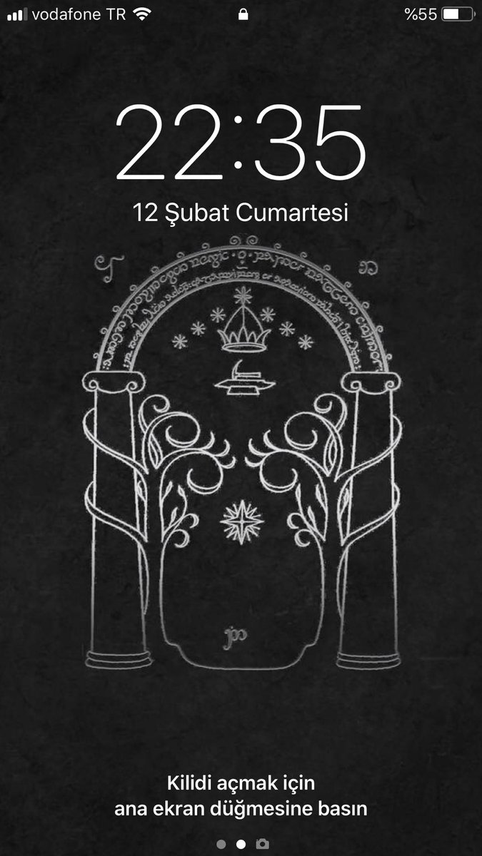 Bugün dolmuşta bi çocuk ekranımı görüp "Mellon" dedi. Mecbur kilidi açıp verdik telefonu eline. Alıp kaçmadığı için müteşekkirim , psikolojiye bak.