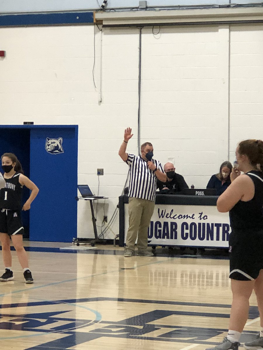 micook464's tweet photo. Ref Marlow reporting for duty. #CougarNation @MMUCougarNation #NotJustAnAD https://t.co/101wFBiWQf